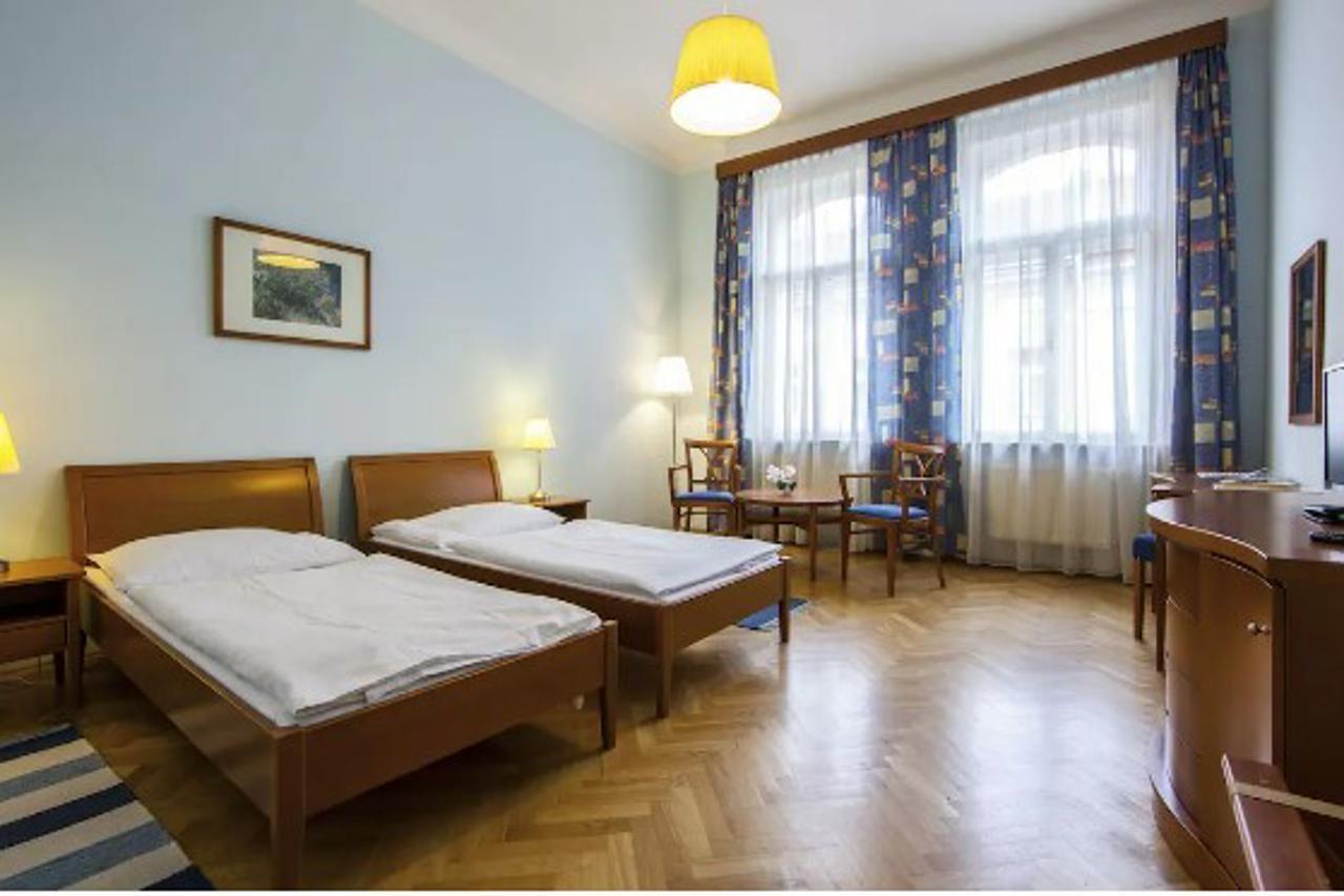 Sibelius Apartments Prag Exteriör bild